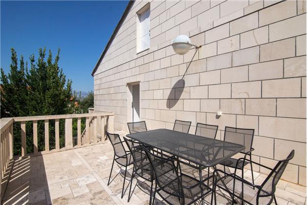 Apartment A1, for 8 persons