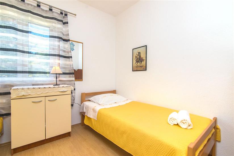 Apartment A2, for 6 persons