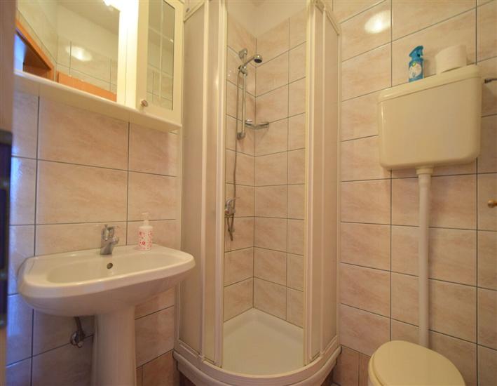 Room S1, for 2 persons