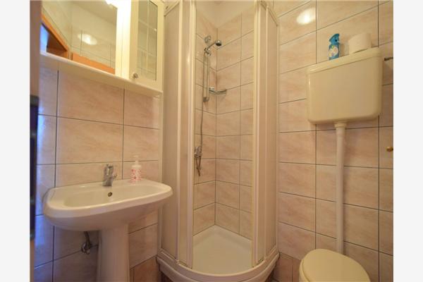 Room S1, for 2 persons