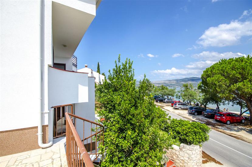 Apartments Tabak