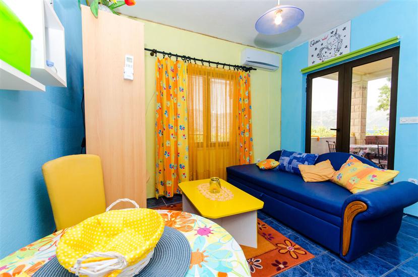 Apartment A2, for 3 persons
