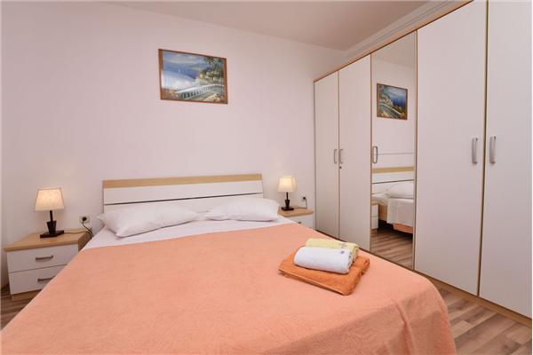 Apartment A3, for 5 persons