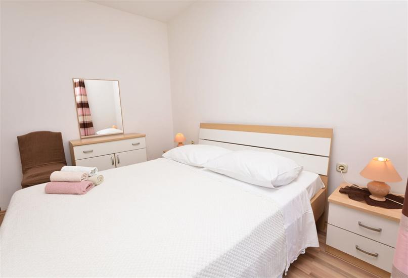 Apartment A3, for 5 persons