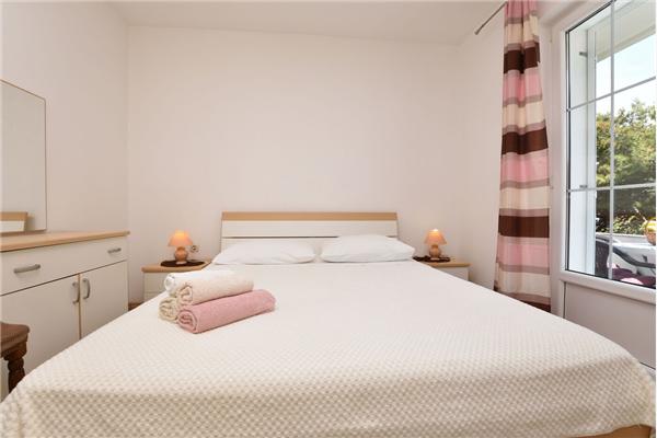 Apartment A3, for 5 persons