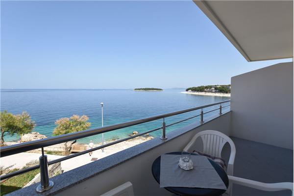 Apartment A4, for 3 persons