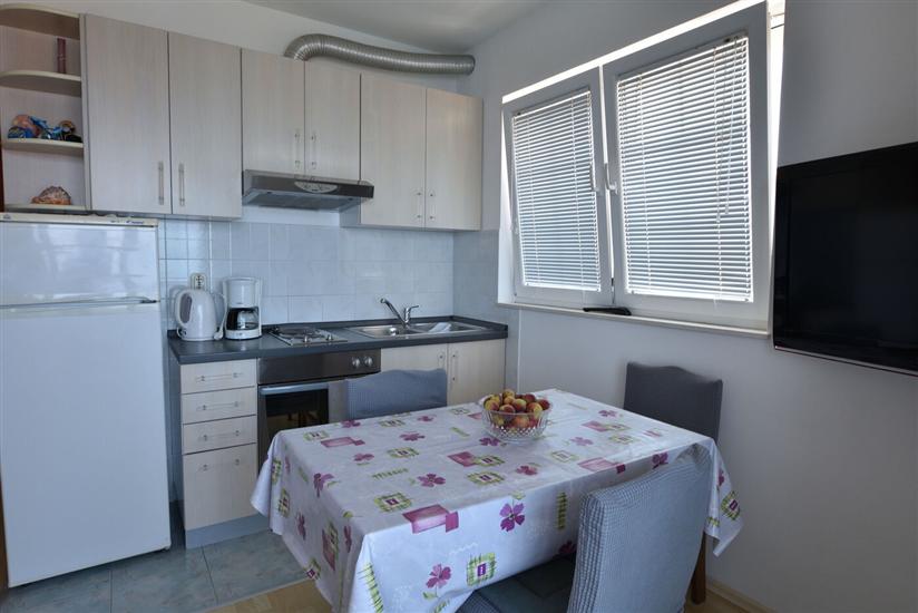 Apartment A4, for 3 persons