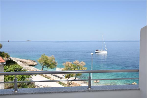 Apartment A4, for 3 persons