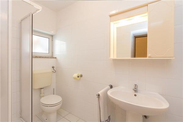 Room S7, for 2 persons