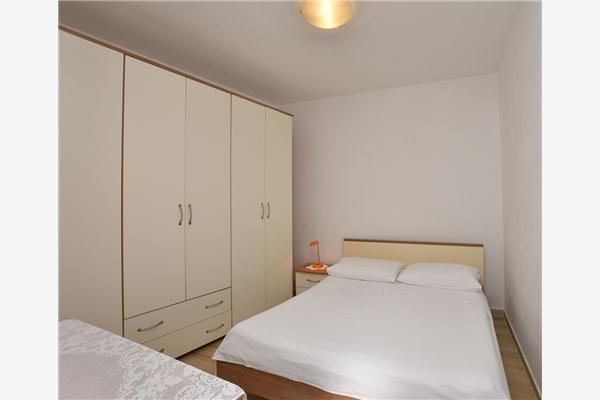 Apartment A1, for 3 persons