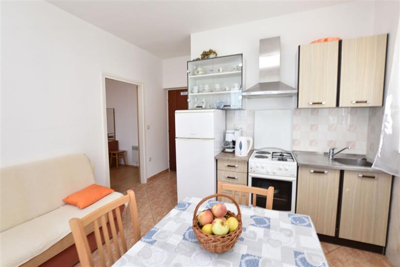 Apartment A2, for 3 persons
