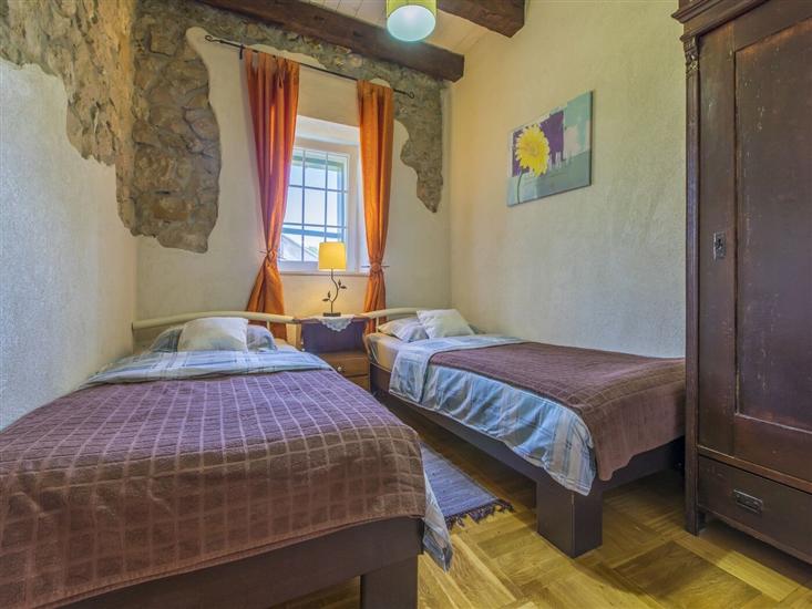 House K1, for 5 persons