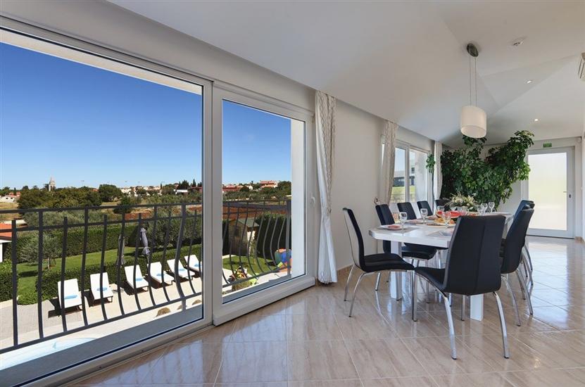 House K1, for 8 persons