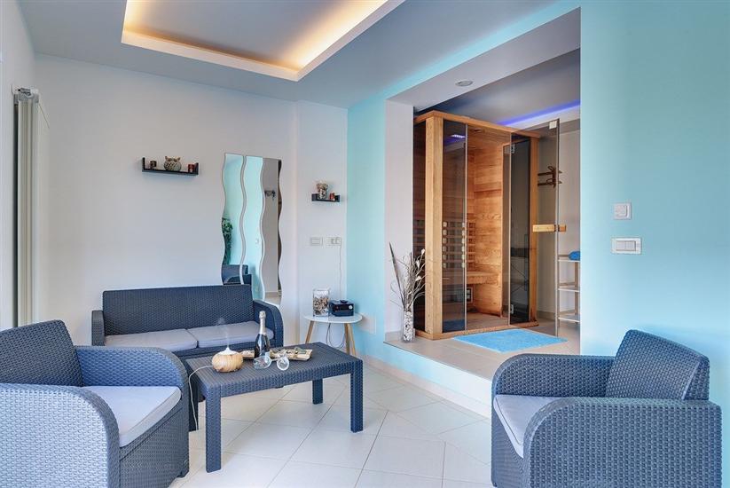 House K1, for 8 persons