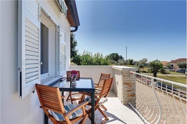 House K1, for 8 persons