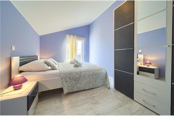 House A1, for 10 persons