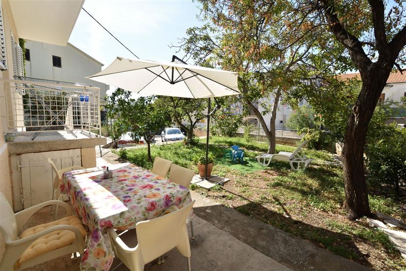 Apartment A2, for 6 persons