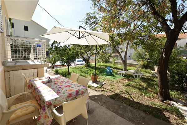 Apartment A2, for 6 persons