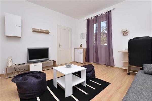Apartment A2, for 6 persons