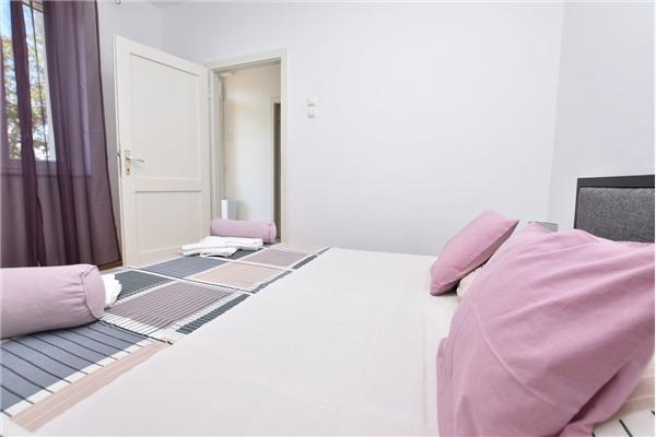 Apartment A2, for 6 persons