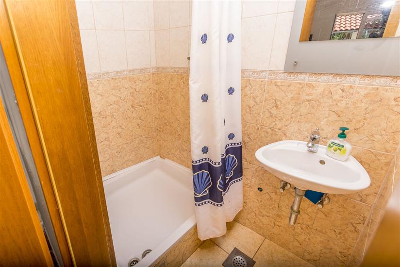 House K1, for 10 persons