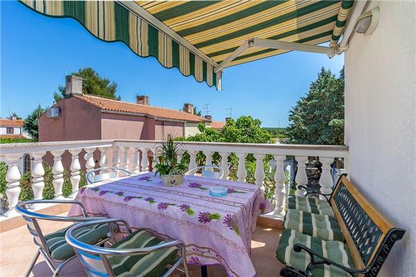 Apartment A1, for 6 persons