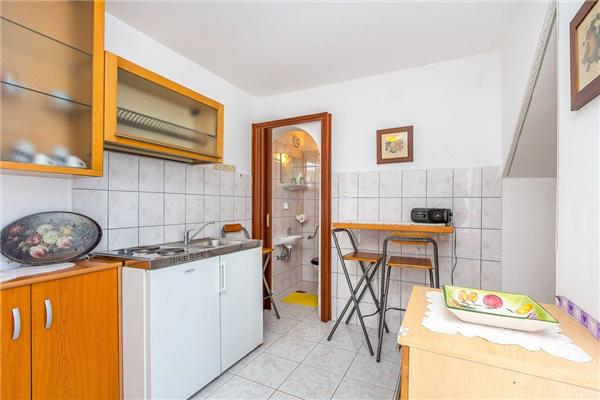 Apartment A1, for 6 persons