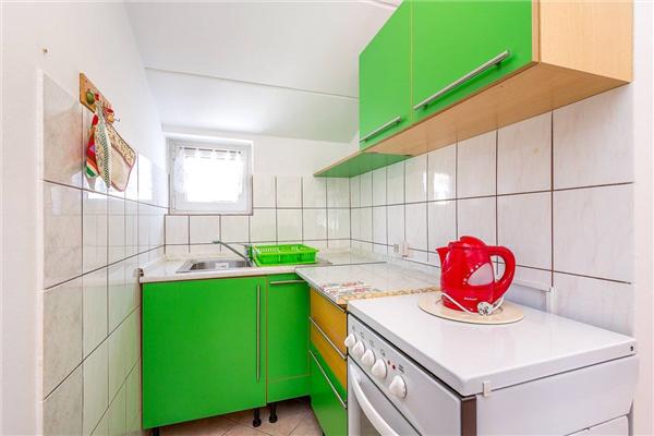 Apartment A1, for 6 persons