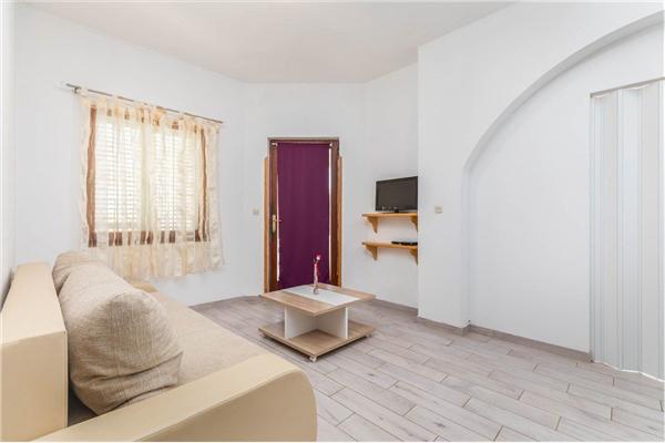 Apartment A2, for 6 persons