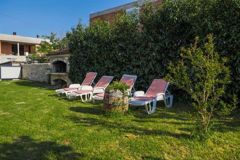 Apartment A2, for 6 persons