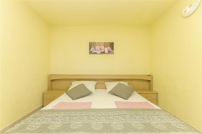 Apartment A1, for 3 persons