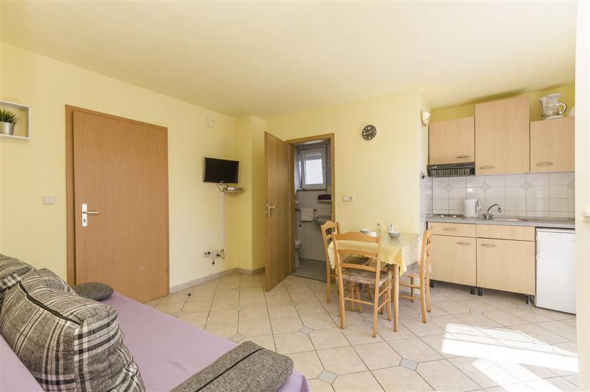 Apartment A1, for 3 persons