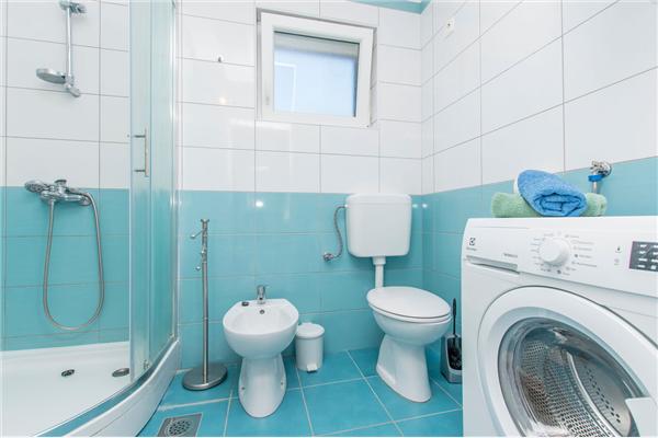 House K1, for 8 persons