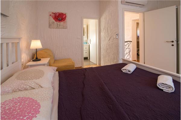 House K1, for 8 persons