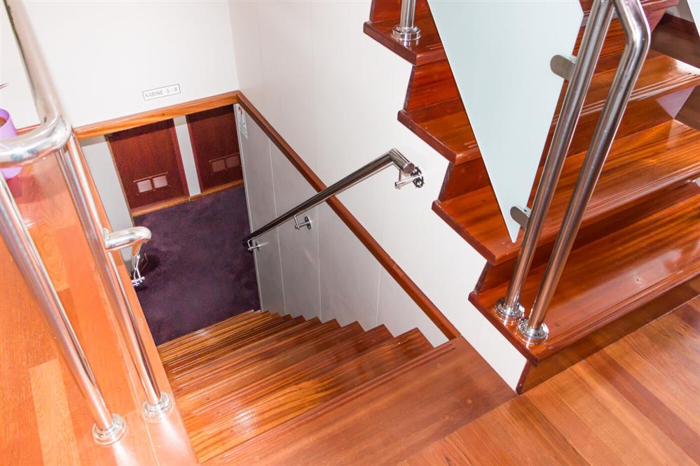 Futura-luxury-ship-dining-hall