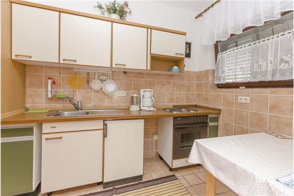 Apartment A1, for 8 persons