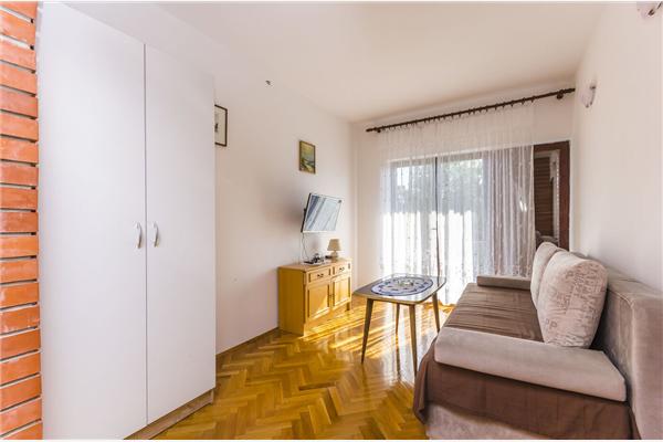 Apartment A1, for 8 persons