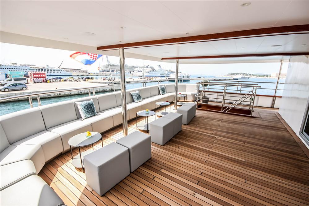 Nautilus-small-luxury-cruise-ship-outside-sitting-area