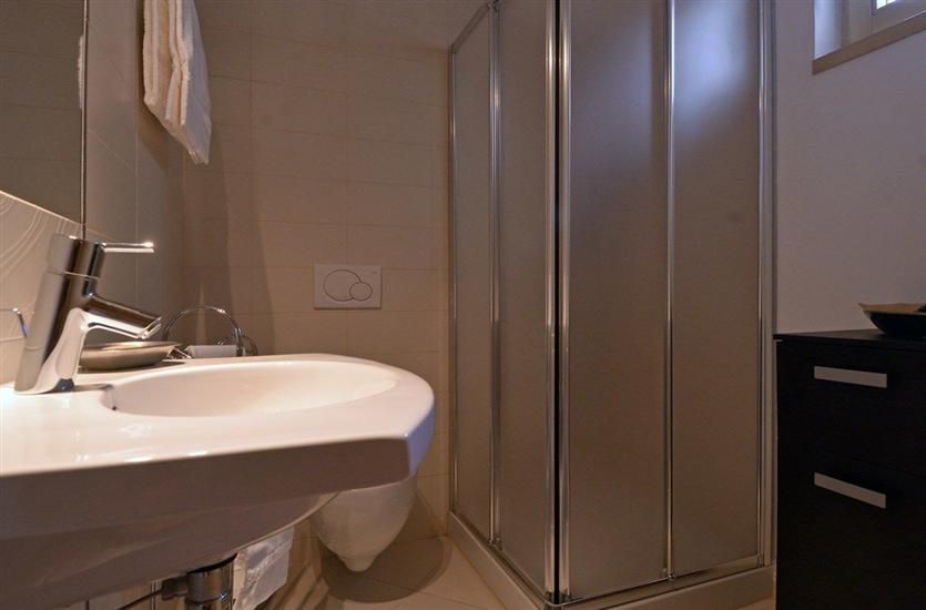 House K1, for 12 persons