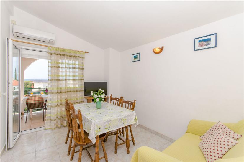 Apartment A2, for 4 persons