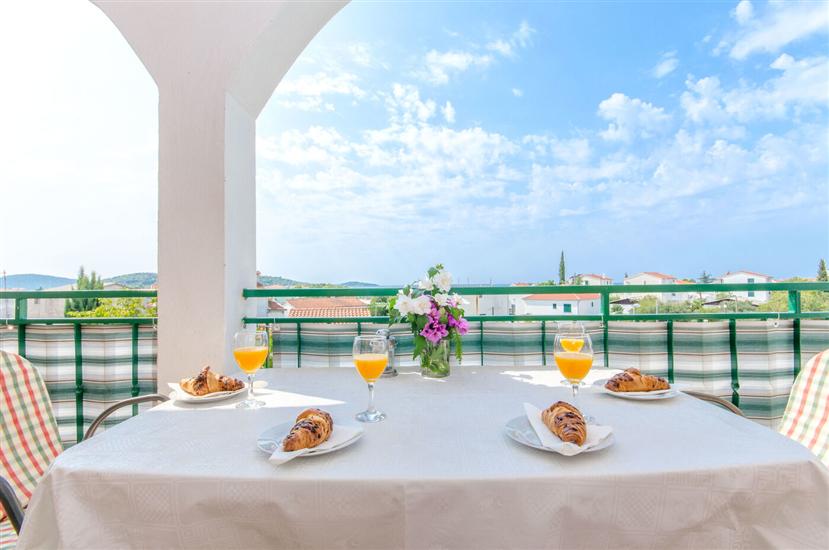 Apartment A2, for 4 persons