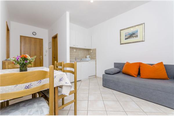 Apartment A5, for 4 persons