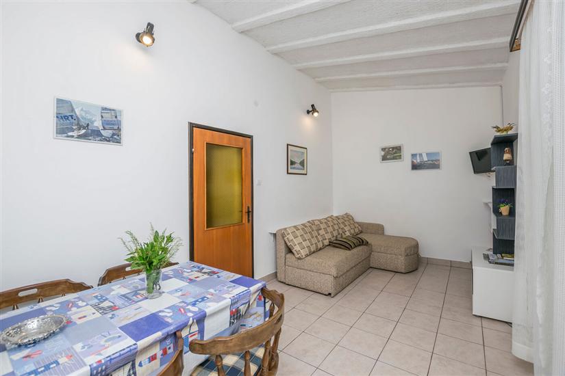 Apartment A2, for 4 persons