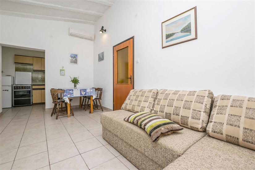 Apartment A2, for 4 persons