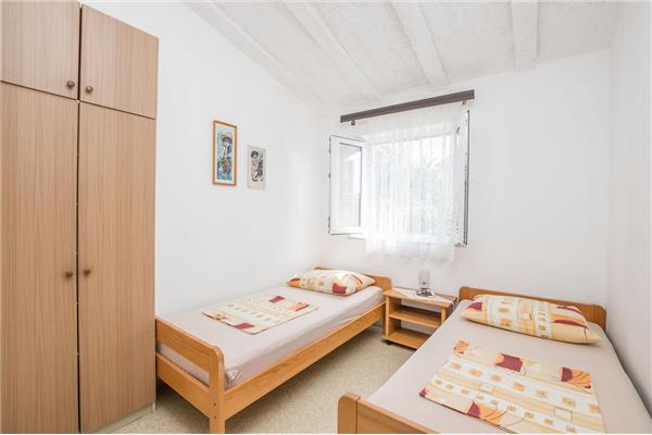 Apartment A2, for 4 persons