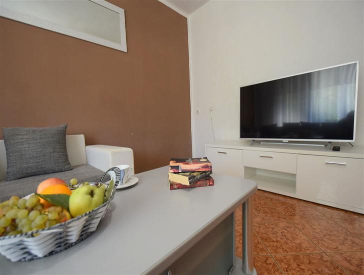 Apartment A1, for 8 persons