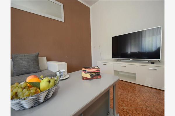 Apartment A1, for 8 persons