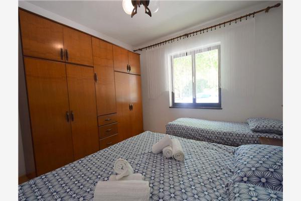 Apartment A1, for 8 persons