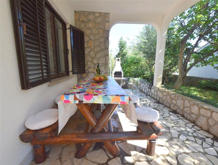 Apartment A1, for 8 persons