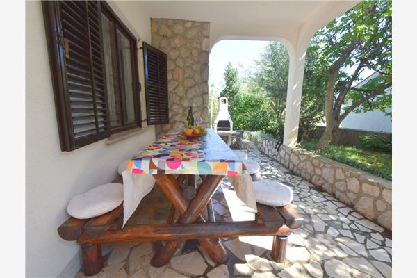 Apartment A1, for 8 persons